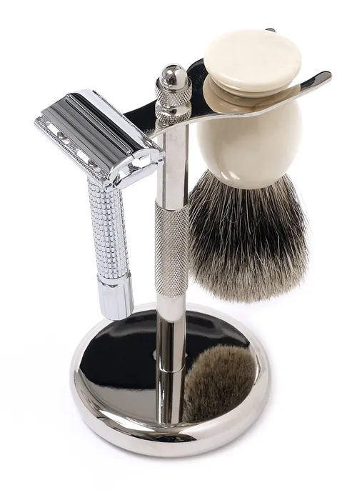 Men's grooming kits